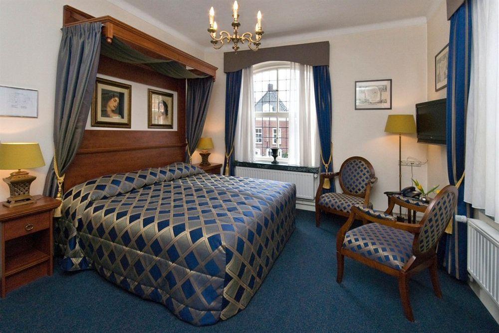 Villa-Hotel De Kroon Gennep Extérieur photo