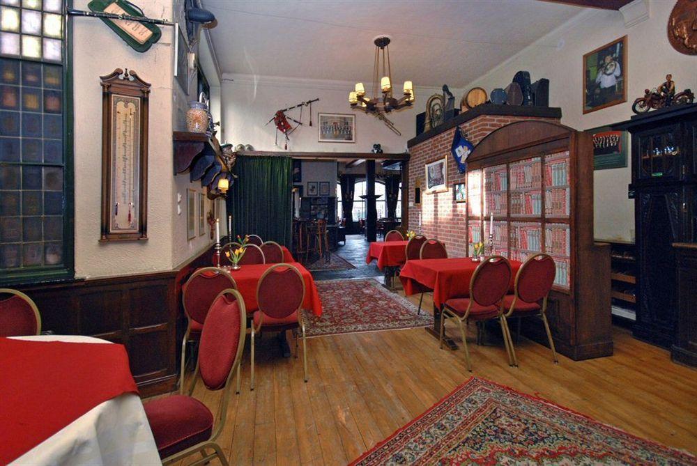 Villa-Hotel De Kroon Gennep Extérieur photo